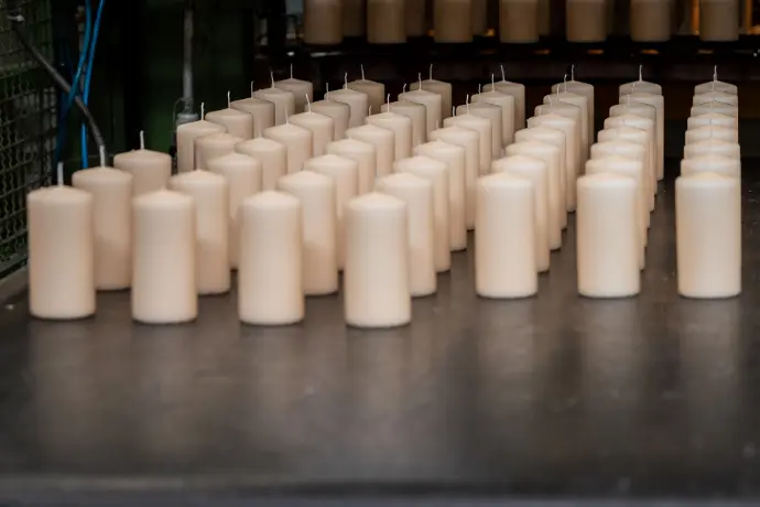 100% Made in Germany Safe Candle Stumpen in der Produktion